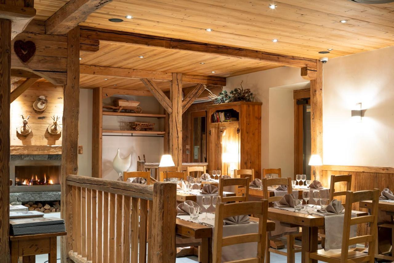 Logis La Croix-Saint-Maurice Hotel Le Grand-Bornand Exterior photo